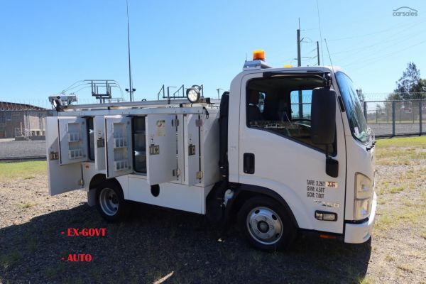 2017 Isuzu N Series NLR 45-150 Servicepack image