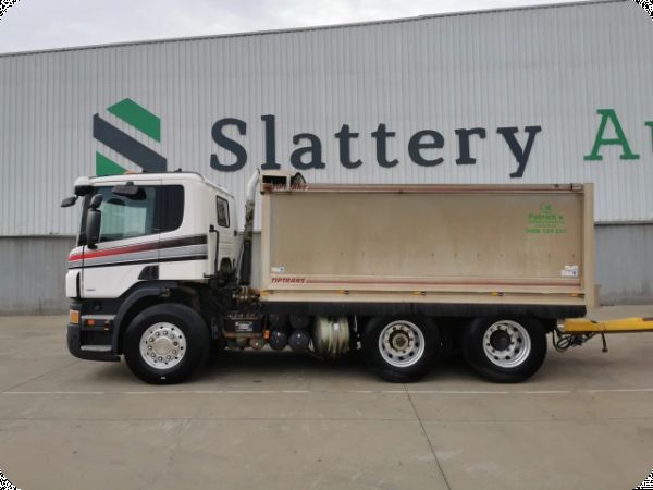 2014 Scania P440 6x4 Tipper image