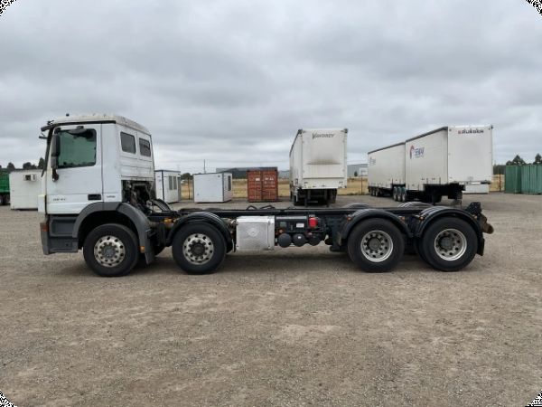 2016 Mercedes Benz Actros 3241 8x4 Cab Chassis image