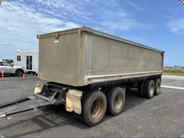 1997 Hercules HEDT 4 Quad Dog Tipping Trailer image