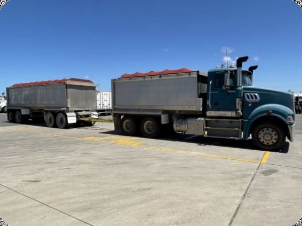 2015 Mack Trident CMHR 6x4 Tipper & 2015 Borcat Quad Dog Tipper Trailer (Ex Lease) image