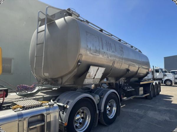 1998 Holmwood Highgate Engineering Tanker A Trailer image