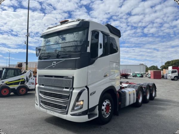 2022 Volvo FH16 8x6 Prime Mover image