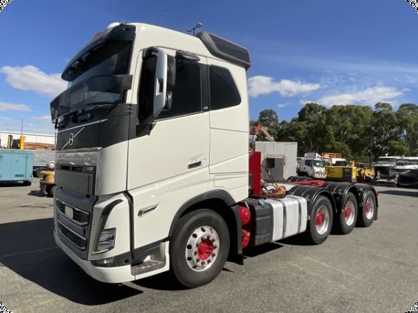 2022 Volvo FH16 8x6 Prime Mover image