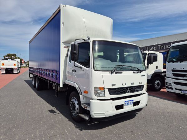 2013 Fuso Fighter 2427 Curtainsider 14 Pallet Tautliner & 3T Lift image