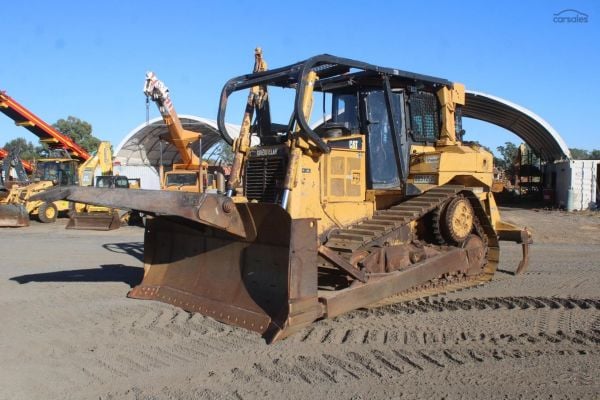 2006 Caterpillar D6r image