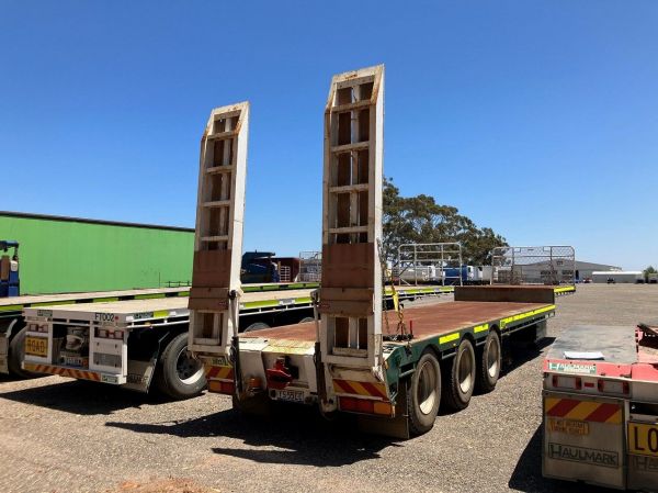 1997 SOUTHERN CROSS 45FT TRI AXLE DROP DECK TRAILER image