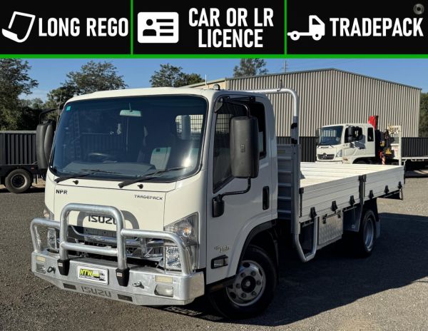 2017 Isuzu N Series NPR 45/55-155 Tradepack TRADEPACK image