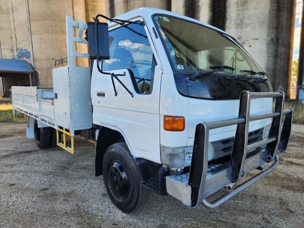 1996 TOYOTA DYNA 400 Dump Truck image