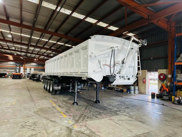 2026 Stonestar New Quad Axle Side Tipper image