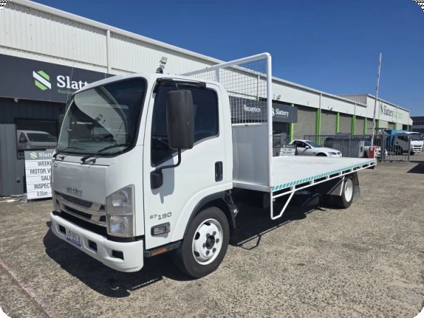 2018 Isuzu NQR 87 190 4x2 Tray Truck (Manual) image
