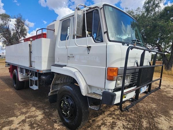 1986 HINO GT175K Fire Truck image