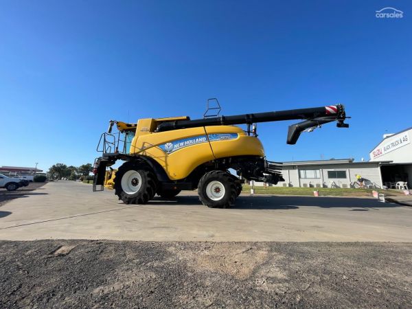 2021 New Holland CR8.90 Revelation image