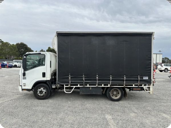 2008 Isuzu NPR 300 4x2 Curtainsider image