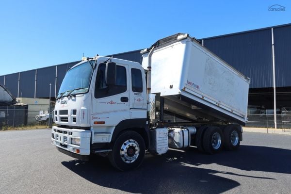 2017 Isuzu Giga CXY 455 Hwy 6x4 image