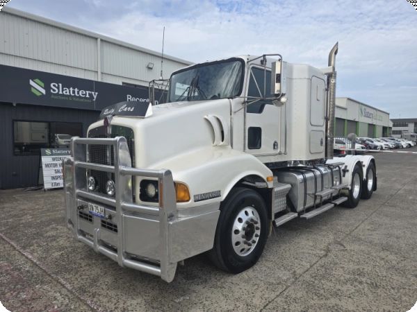 2004 Kenworth T404 6x4 Prime Mover (Manual) image