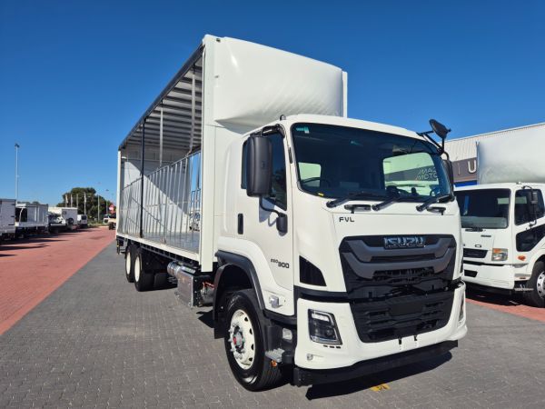 2025 Isuzu FVL 240-300 Curtainsider (MY25)AUTO 14 Pallet Taut/Lift image