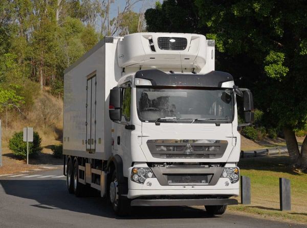 SITRAK G5S 6x4 Fridge Truck image