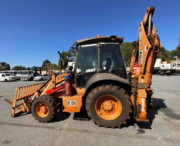 2012 Case 590SR Backhoe Loaders image