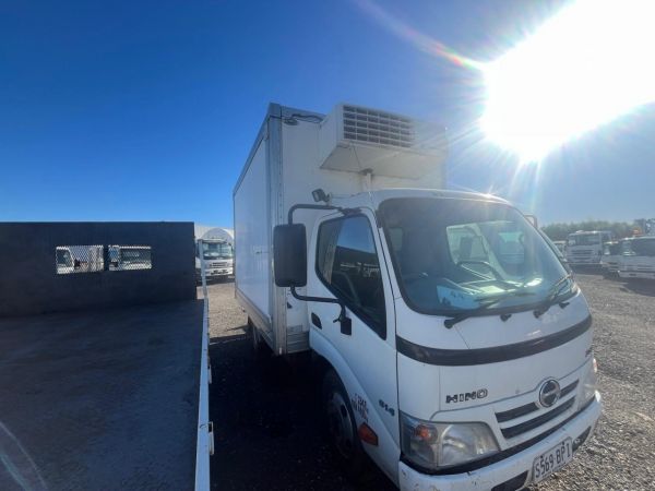 2010 HINO 300 614 Refrigerated image