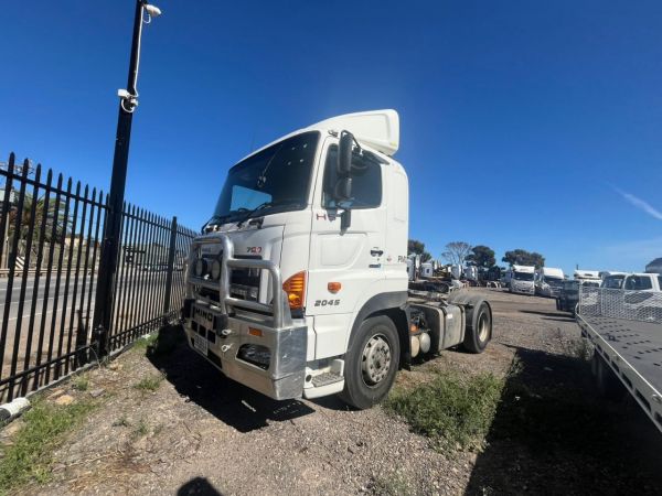 2015 HINO 700SH2045 Prime Mover image