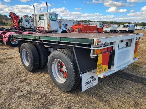1987 CUSTOM BUILT PIG TRAILER Tag Trailer image