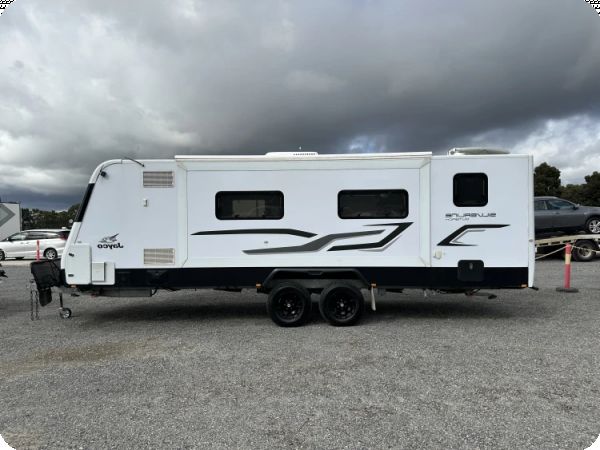 2015 Jayco 25.78-5 Silverline Outback Dual-Axle Caravan image