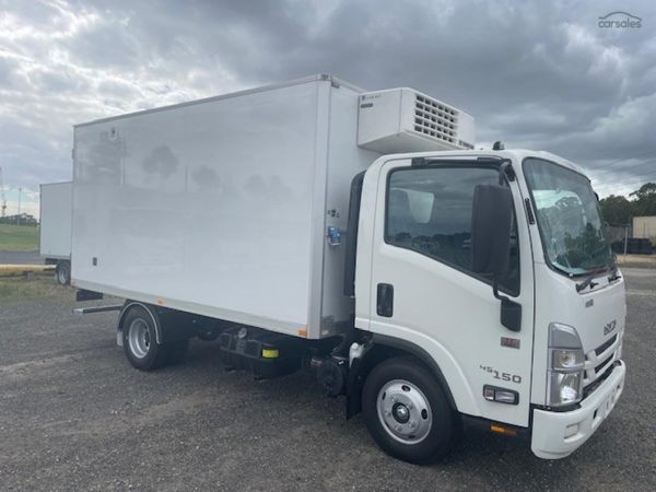 2025 Isuzu N Series NNR 45-150 0 image