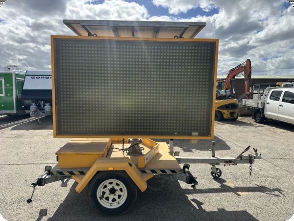 2017 OP Traffic NT VMS 400-1 Single Axle VMS Sign Board Trailer image