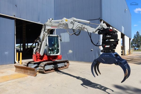 2021 Takeuchi TB280FR