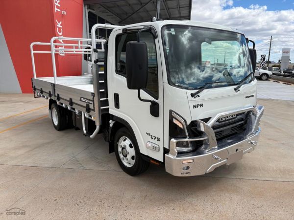 2026 Isuzu N Series NPR 45/65-175 DT D34 Tradepack image