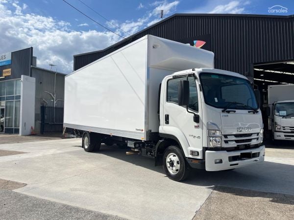2025 Isuzu F Series FRR110-240 12 Pallet 48m3 Pantech in stock image