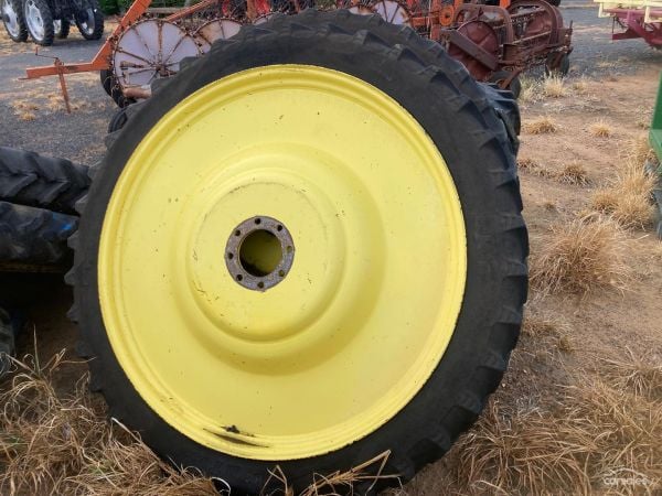 BKT Wheel Assemble image