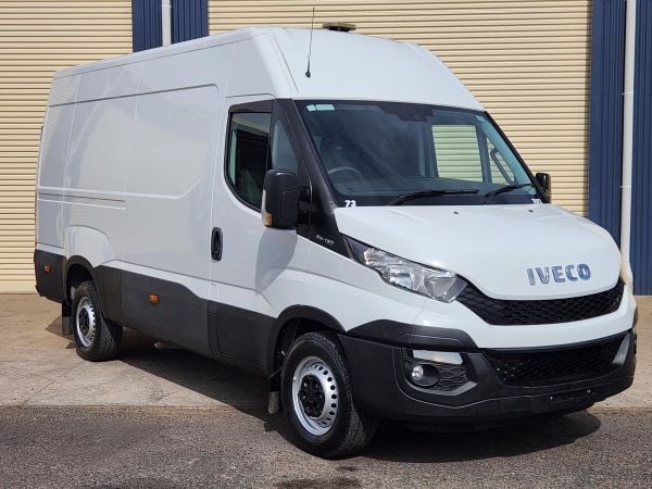 2017 IVECO DAILY 35-130 Van image