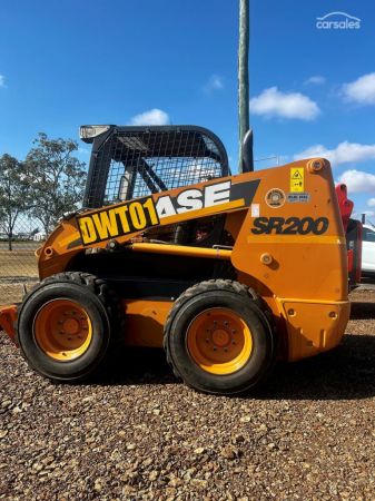 2011 Case SR200 image