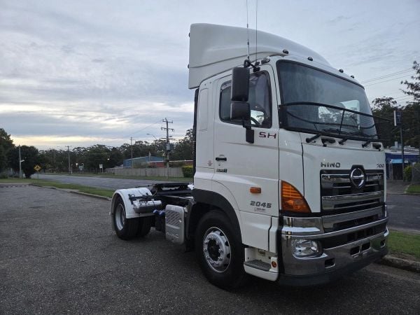 2016 Hino 700 Series SH2045 image