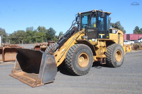 2012 Caterpillar 930H image