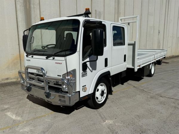 2010 ISUZU NQR Table Top NH 450 CREW image