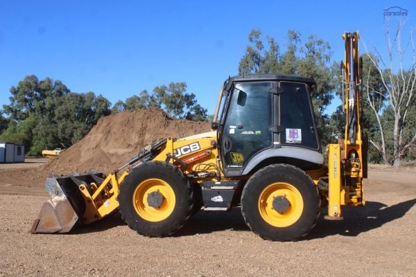 2013 JCB 4CX image