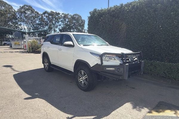 2019 Toyota Fortuner GX GUN156R image