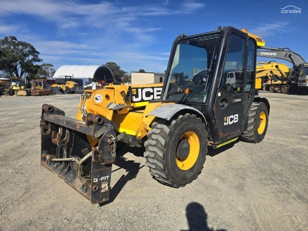 2015 JCB 525-60T4 6m image