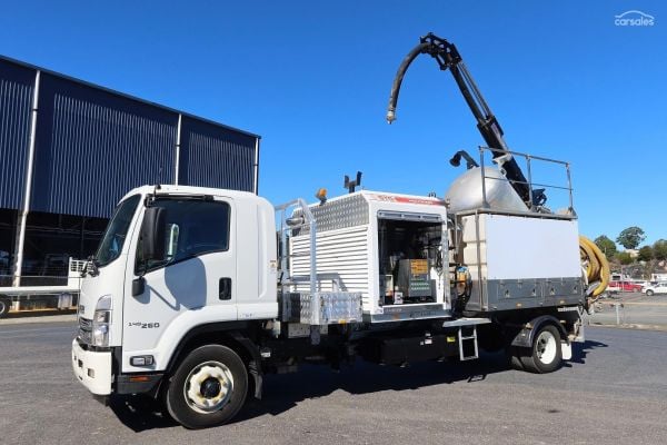 2024 Isuzu F Series FSD140/120-260 Auto image
