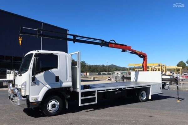 2008 Isuzu F Series FRR 600 image
