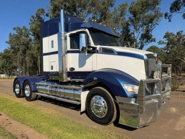 2017 KENWORTH T610, CUMMINS X15 WITH RECENT CUMMINS REBUILD, 18SP, 97T RATED image