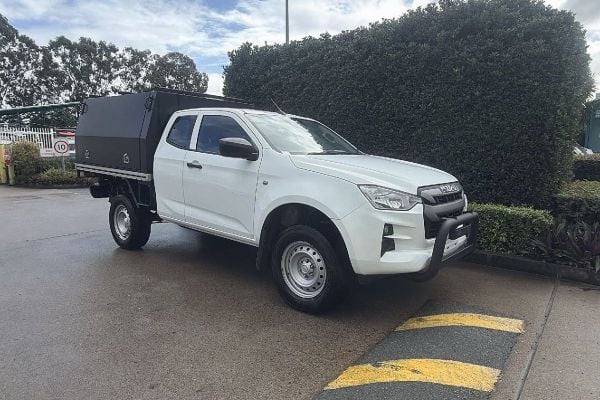 2022 Isuzu D-MAX SX 4X4 image
