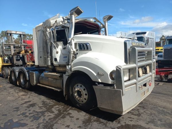 2017 Mack TRIDENT Primemover TRIDENT image