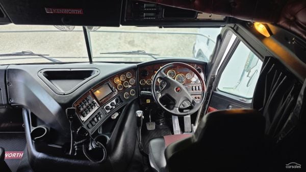 2023 Kenworth K200 BIG CAB image