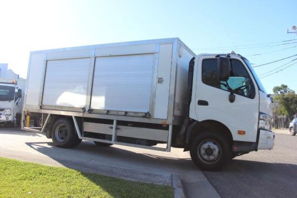 2021 Hino 300 Series 921 image