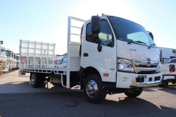2021 Hino 300 Series 921 image