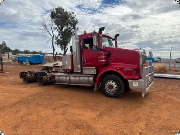 2014 Kenworth T659 6x4 Prime Mover (EX CORPORATE) (NON MOBILE) image